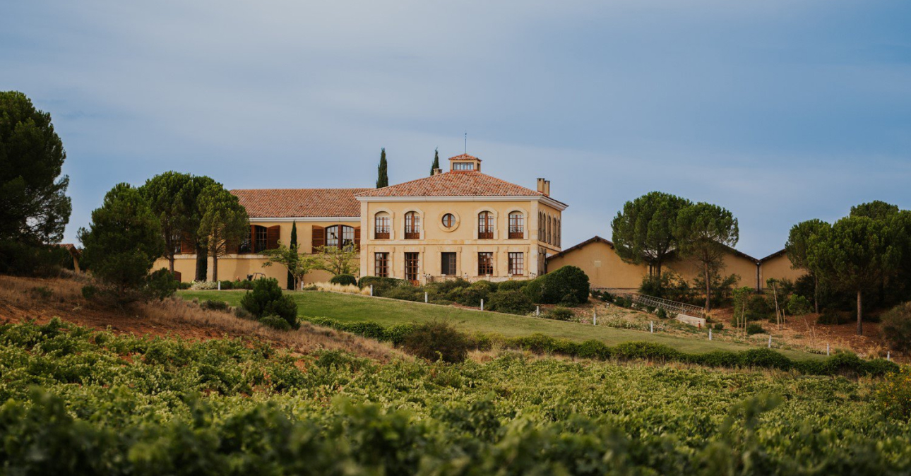 winery aster 1290x674